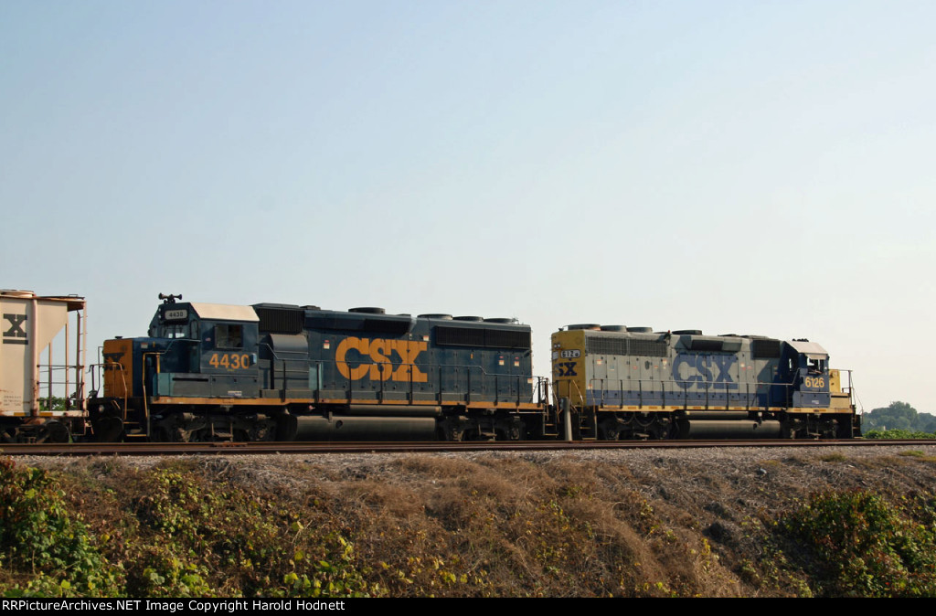 CSX 6126 & 4430 lead train F735 northbound